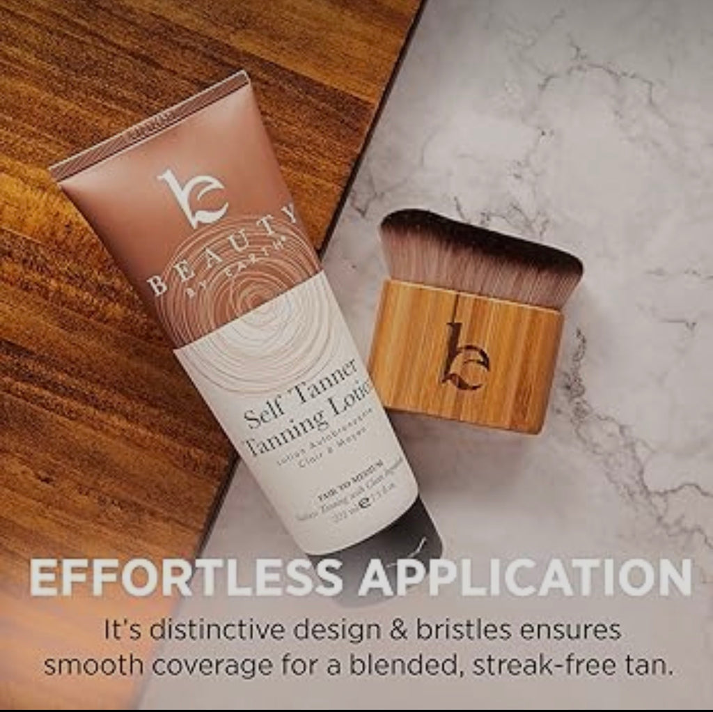 Ultra Soft Self Tanner Brush - Kabuki Brush for Body Foundation & Makeup, Blending Applicator for Tanner, Self Tanning Mitt, Achieves Sunless Streak-Free Fake Tan, Durable & Easy to Clean